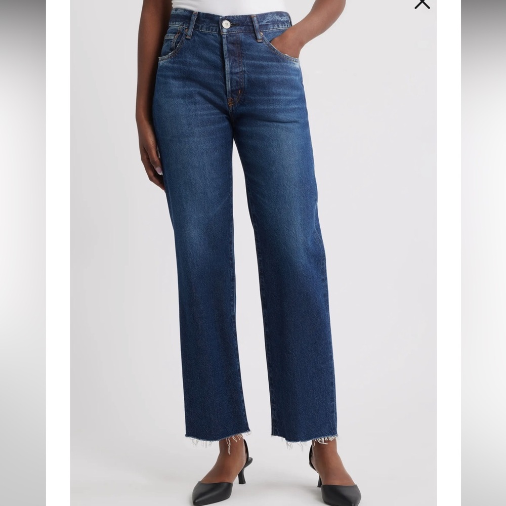 BNWT - Moussy Vintage Straight Jeans
